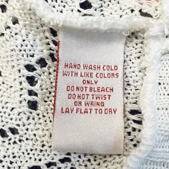 Derek Heart Vintage White Crochet Open Knit Long Sleeve Cropped Cardigan Size L - Picture 12 of 12